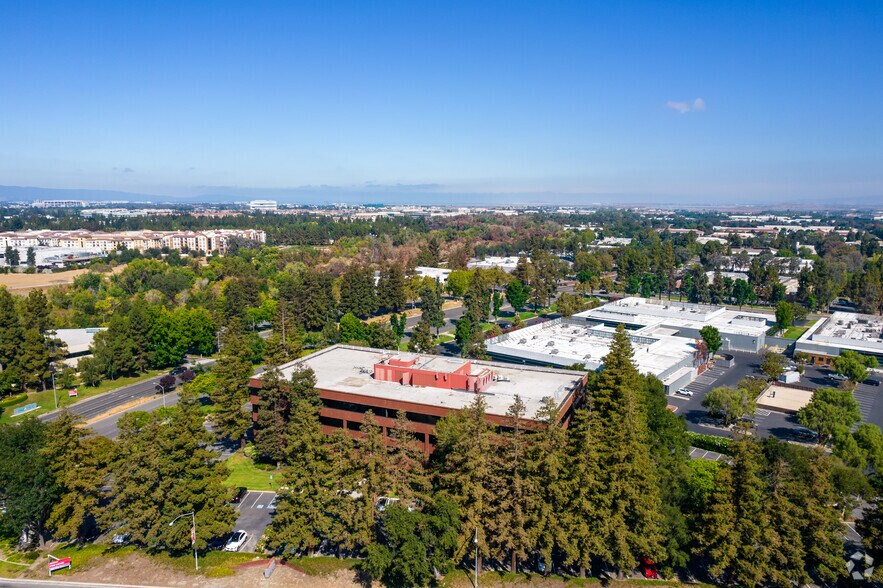 More Photos Of 1900 McCarthy Blvd, Milpitas Loft Creative Space For Lease