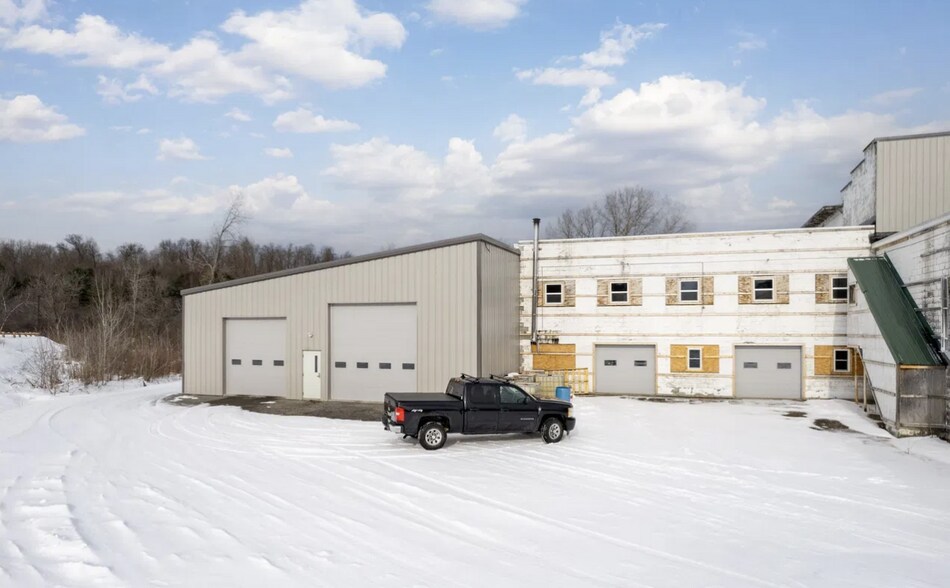 More Photos Of 511 N Perry St, Johnstown General Retail For Sale