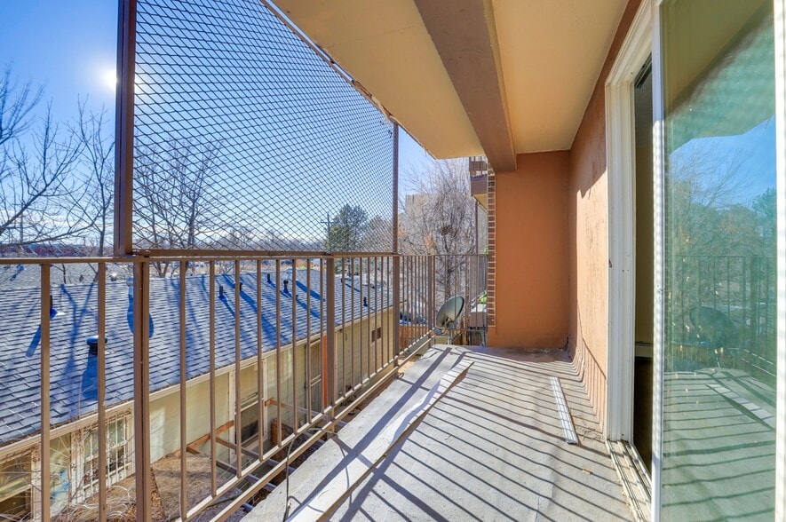 More Photos Of 1321 Yosemite St, Denver Apartments For Sale