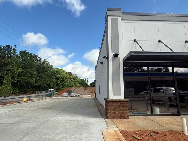 More Photos Of 1865 Highway 138, Monroe Service Station For Lease
