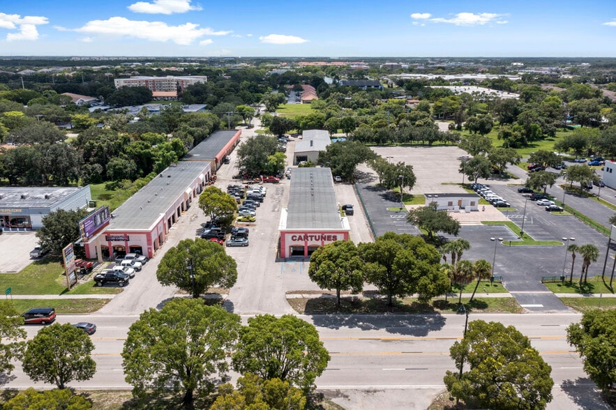 More Photos Of 4145 Fowler St, Fort Myers Auto Repair For Sale