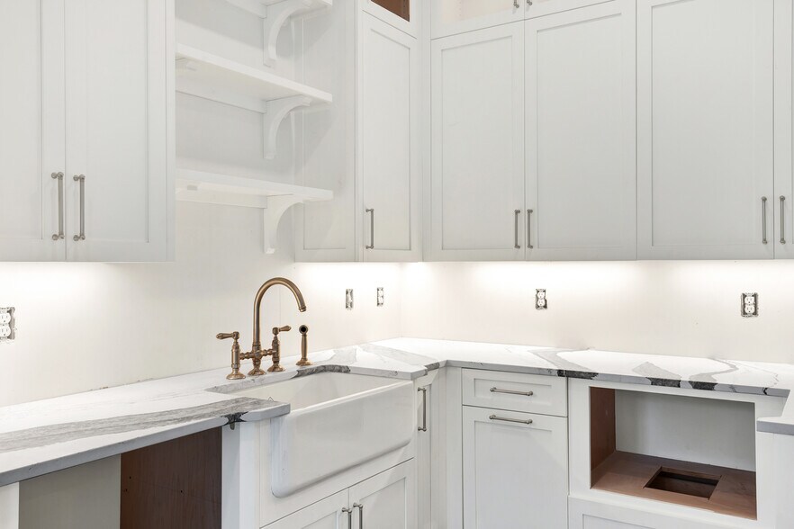 More Photos Of 104 17th st, Tybee Island Apartments For Sale