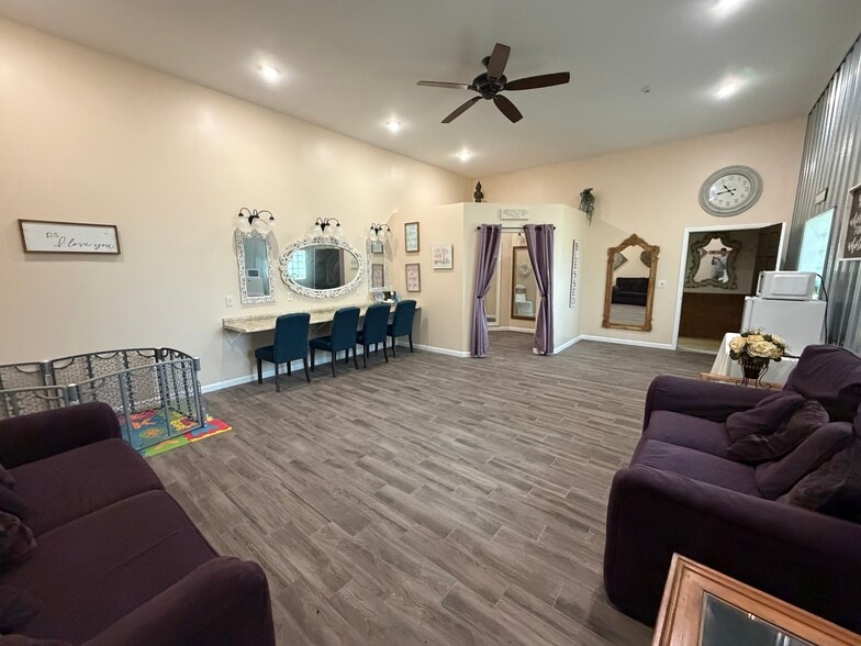 More Photos Of 52 Nestle Dr, Fulton Lodge Meeting Hall For Sale