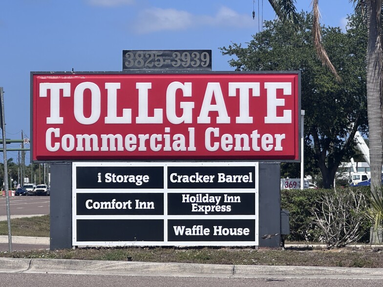 More Photos Of 3845 Beck Blvd, Naples Office Residential For Lease
