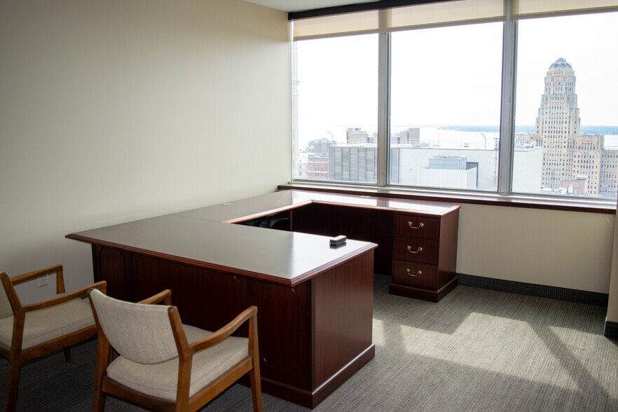 More Photos Of 10 Lafayette Sq, Buffalo Hotel For Lease