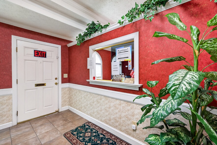 More Photos Of 2940 Rosebud Rd, Loganville Office For Sale
