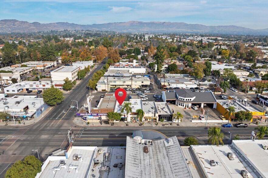 More Photos Of 21627 Sherman Way, Canoga Park Storefront For Sale