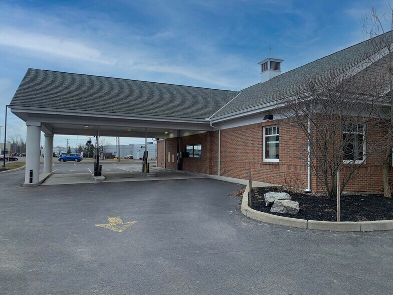 More Photos Of 275 Meadow Dr, North Tonawanda Restaurant For Sale