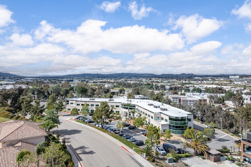 More Photos Of 43460 Ridge Park Dr, Temecula Coworking Space