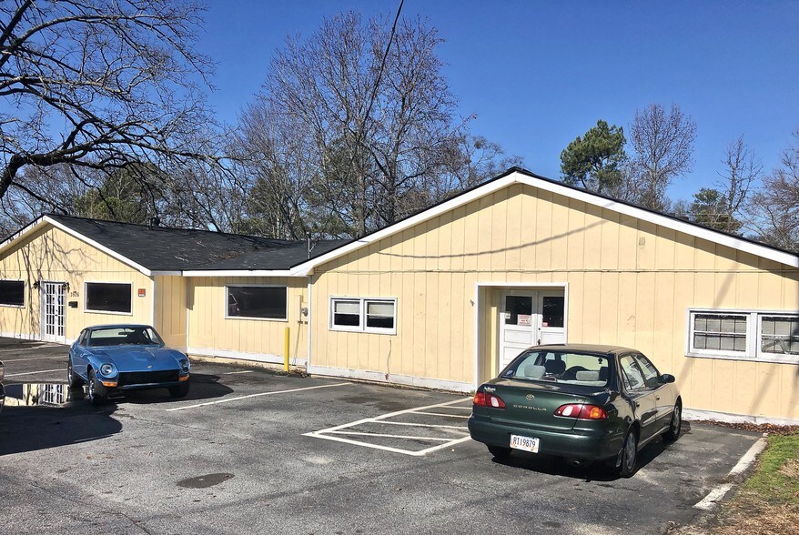 More Photos Of 3926 Lawrenceville Hwy, Tucker Freestanding For Sale