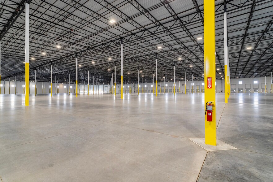 More Photos Of 3005 Highway 225, Pasadena Unknown For Lease