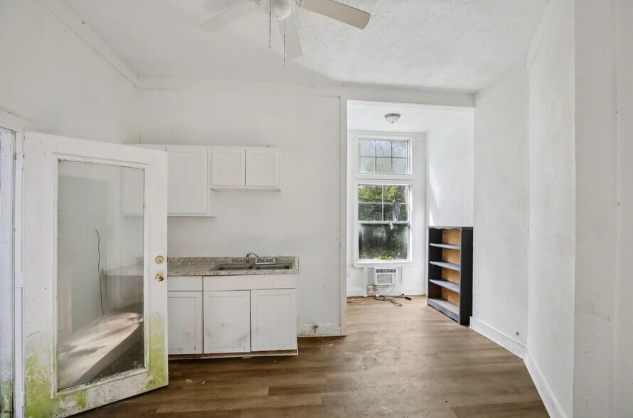 More Photos Of 242 Bishop, Livingston Apartments For Sale