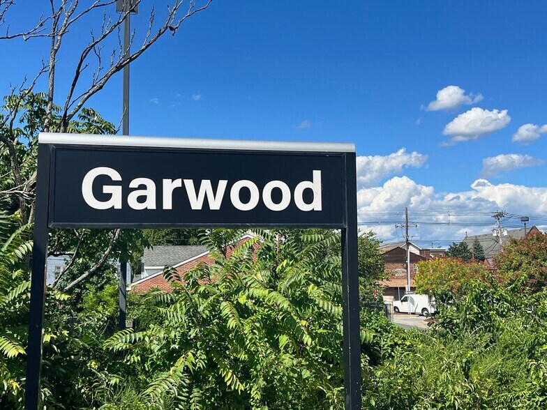 More Photos Of 332-334 North Ave, Garwood Loft Creative Space For Sale