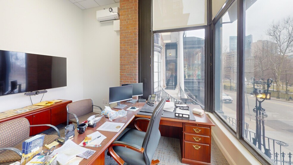 More Photos Of 22 Beacon St, Boston Storefront Retail Office For Lease