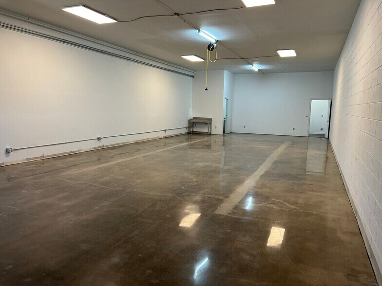 More Photos Of 4662 Glencoe St, Denver Industrial For Sale