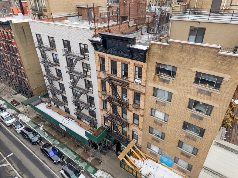 More Photos Of 212 E 29th St, New York Apartments For Sale