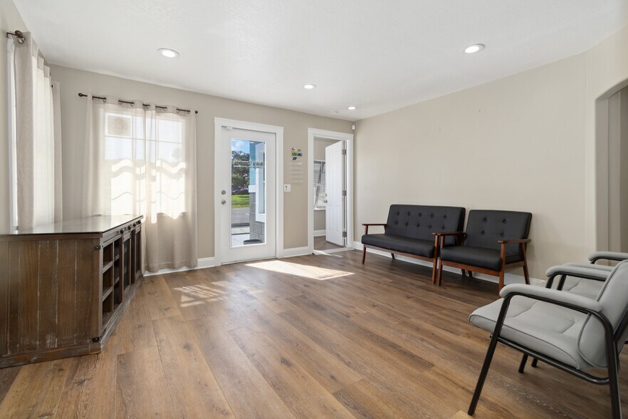 More Photos Of 1280 Highway 1, Malabar Office Residential For Lease