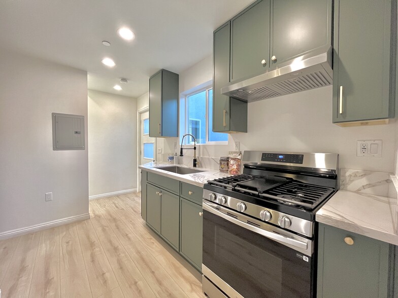 More Photos Of 938 E Sandra Ave, Arcadia Apartments For Sale