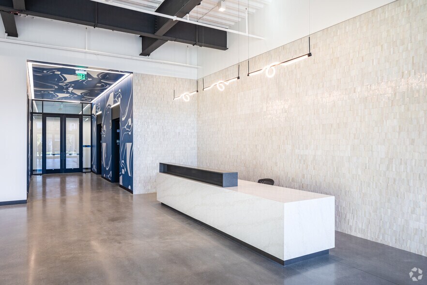 More Photos Of 1091 Industrial Rd, San Carlos Research And Development For Lease