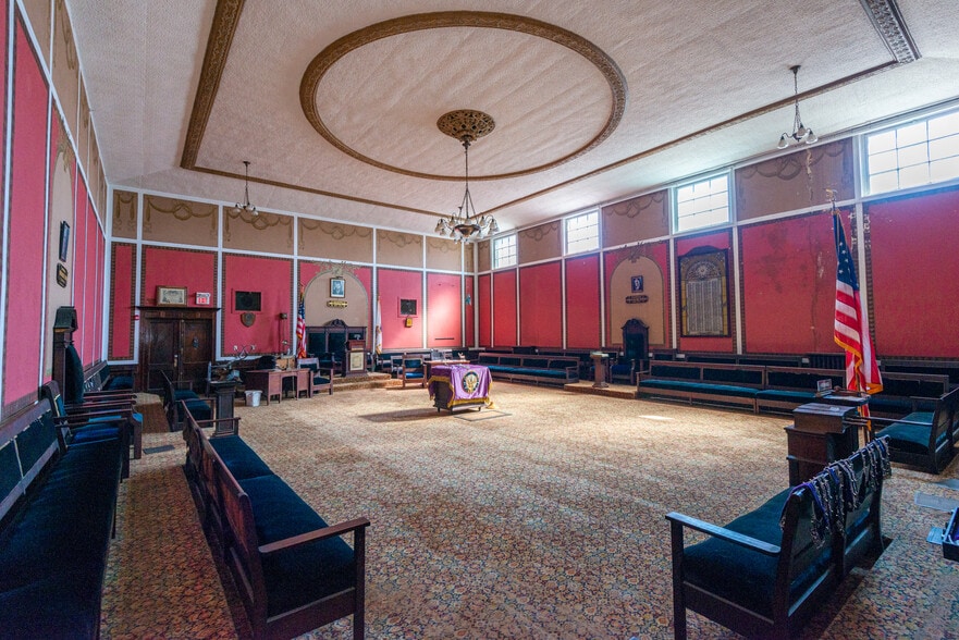 More Photos Of 24 Summer St, Haverhill Lodge Meeting Hall For Sale