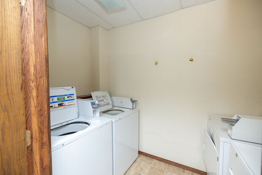More Photos Of 116 W Pine Ave, El Dorado Office Residential For Sale