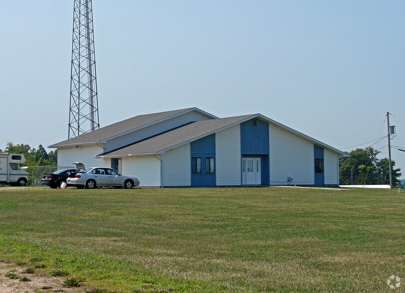 Primary Photo Of 1720 Titus Rd, Springfield Freestanding For Lease