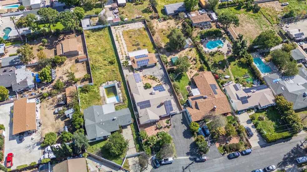 More Photos Of 9826 Columbus Ave, North Hills Apartments For Sale