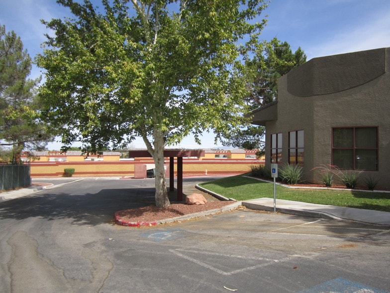 More Photos Of 2760-2764 Lake Sahara Dr, Las Vegas Medical For Lease