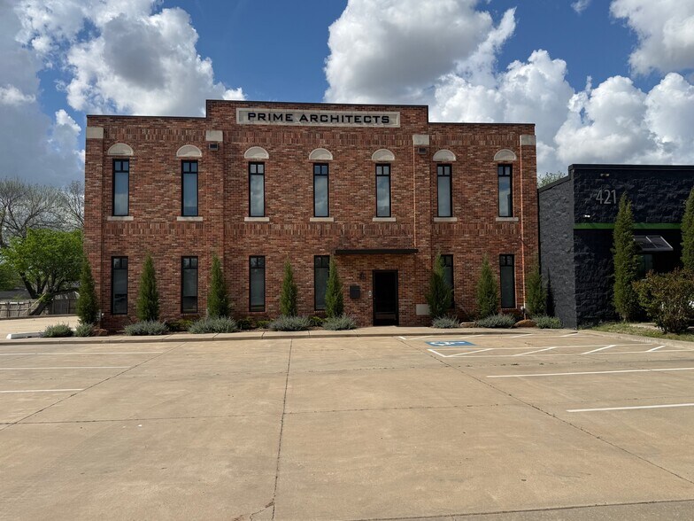Primary Photo Of 425 W Gray St, Norman Office For Sale