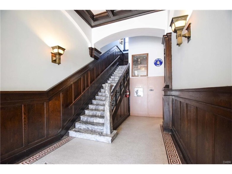 More Photos Of 107 W Main St, Troy Storefront Retail Office For Lease