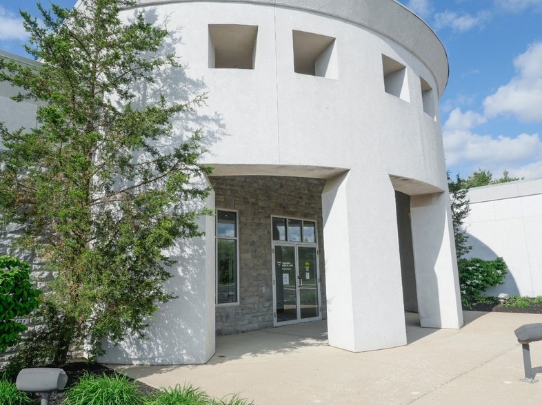 More Photos Of 1310 N Hill Rd, Pickerington Medical For Lease