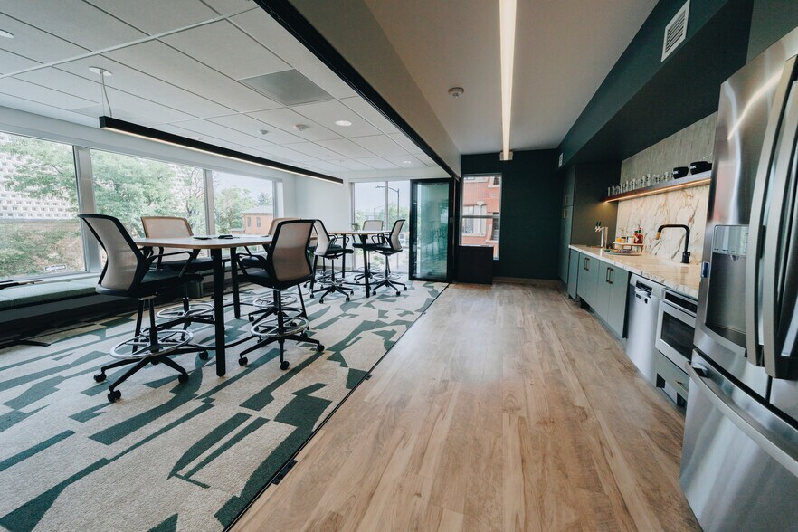 More Photos Of 2040 14th St, Boulder Office For Lease