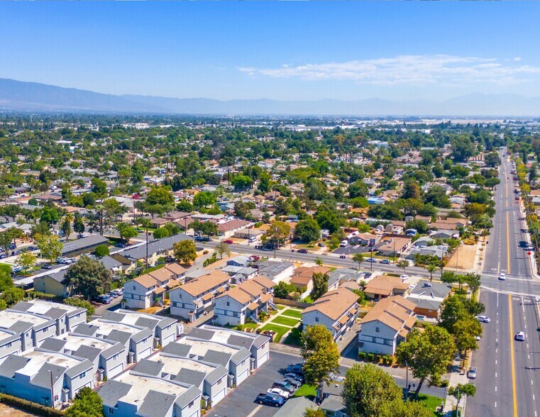 More Photos Of 716 W Phillips St, Ontario Apartments For Sale