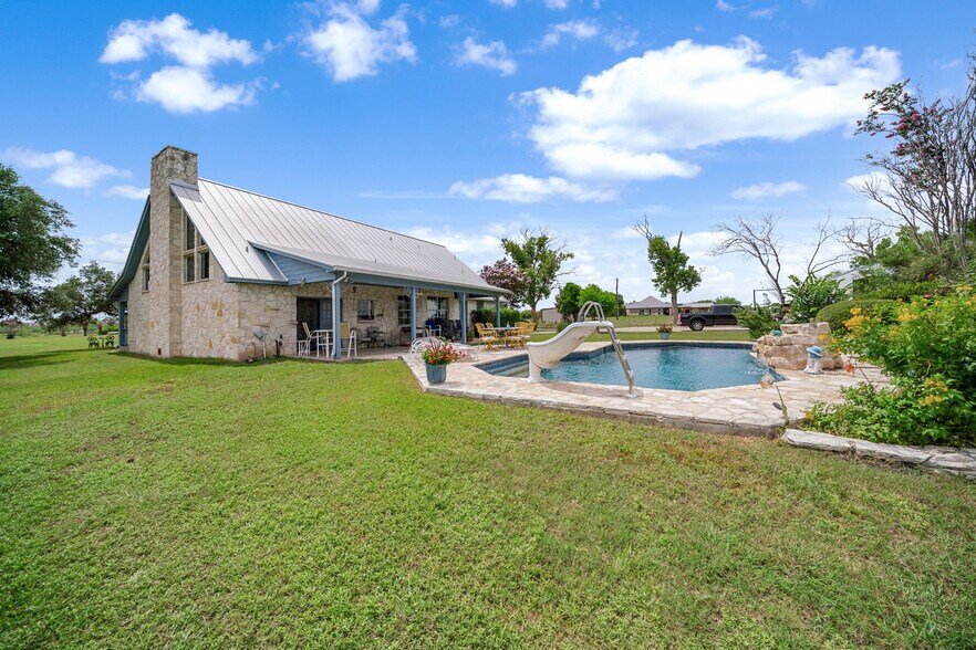 More Photos Of 210 Tolle Rd, Cibolo Land For Sale
