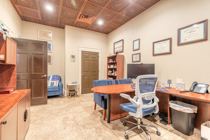 More Photos Of 1112 Riverside Dr, Holly Hill Storefront Retail Office For Sale