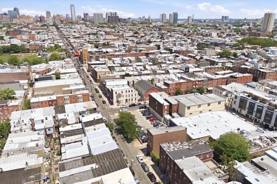 More Photos Of 1400-1414 S Darien St, Philadelphia Auto Repair For Sale