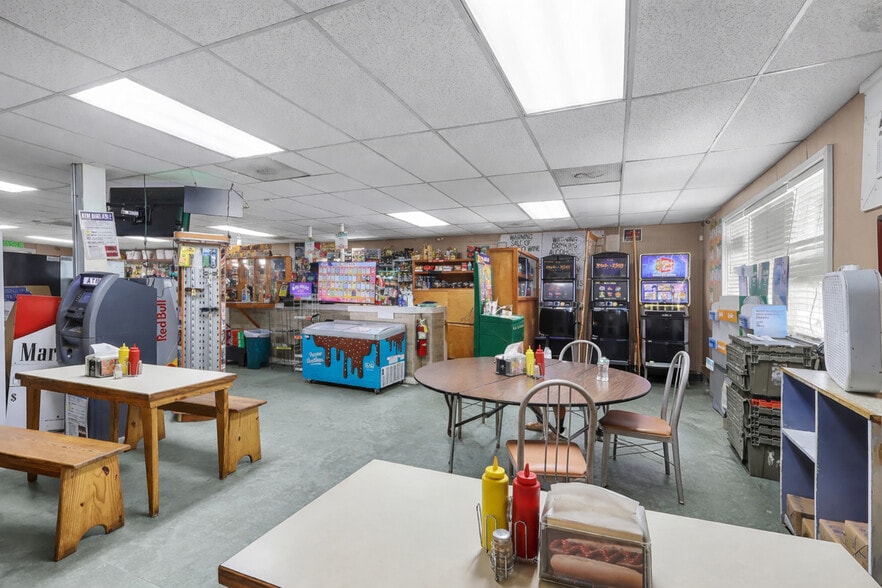 More Photos Of 2550 Parks Mill Rd, Buckhead Morgan Service Station For Sale