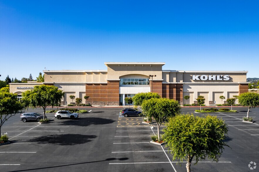 More Photos Of 2302 Monument Blvd, Pleasant Hill Department Store For Sale