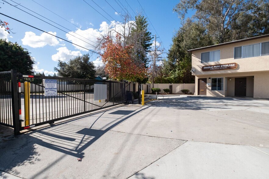 More Photos Of 2280 Avenida del Diablo, Escondido Specialty For Sale