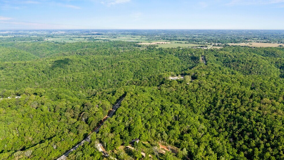 More Photos Of 22468 State Highway 112, Cassville Specialty For Sale