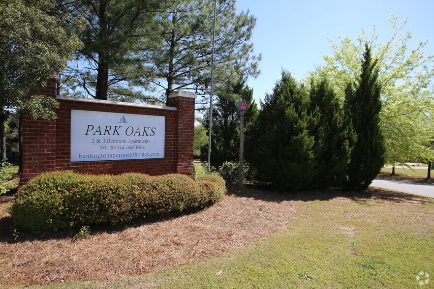 More Photos Of 100-202 Oak Bluff Dr, Athens Apartments For Sale