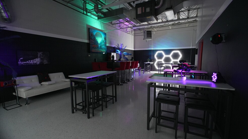 More Photos Of 3555-3559 W Wright St, Boise Light Manufacturing For Lease