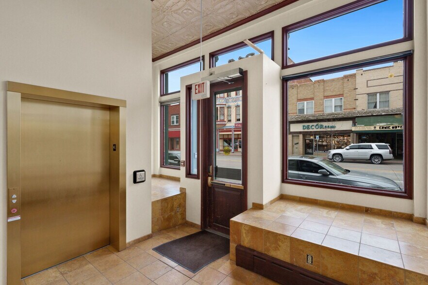 More Photos Of 216 W Lincolnway, Cheyenne Storefront Retail Office For Sale