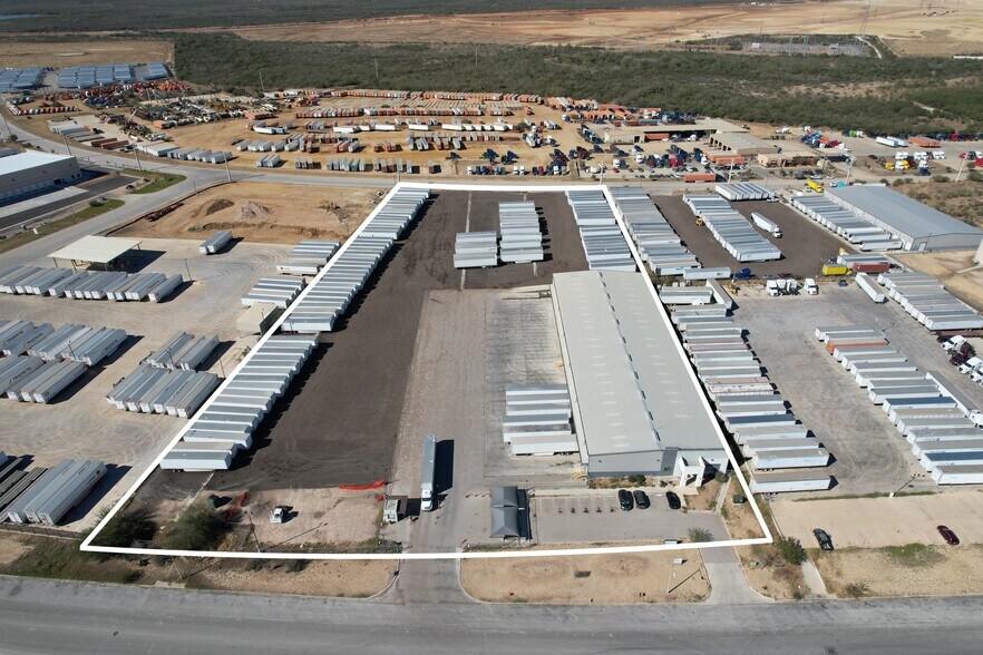 More Photos Of 1118 Beltway Pkwy, Laredo Warehouse For Lease