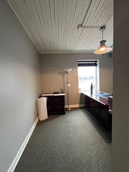 More Photos Of 136 St Matthews Ave, Louisville Office For Lease