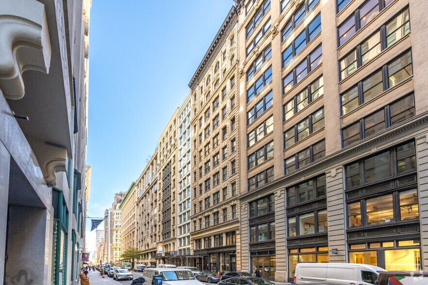 More Photos Of 18-20 W 21st St, New York Office For Lease