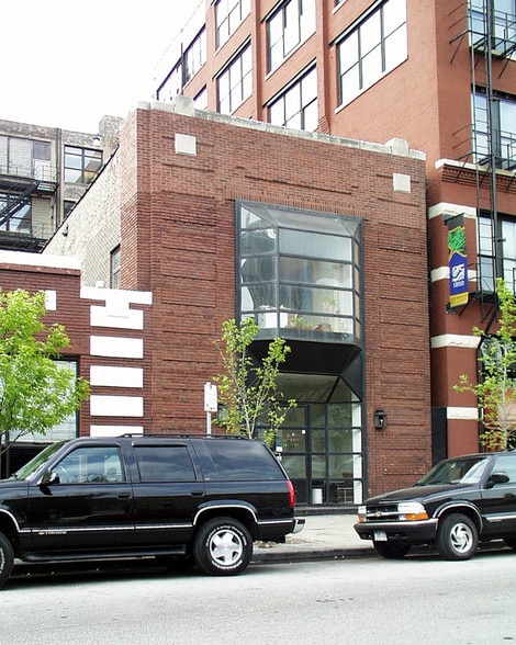 Primary Photo Of 221 W Erie St, Chicago Loft Creative Space For Sale