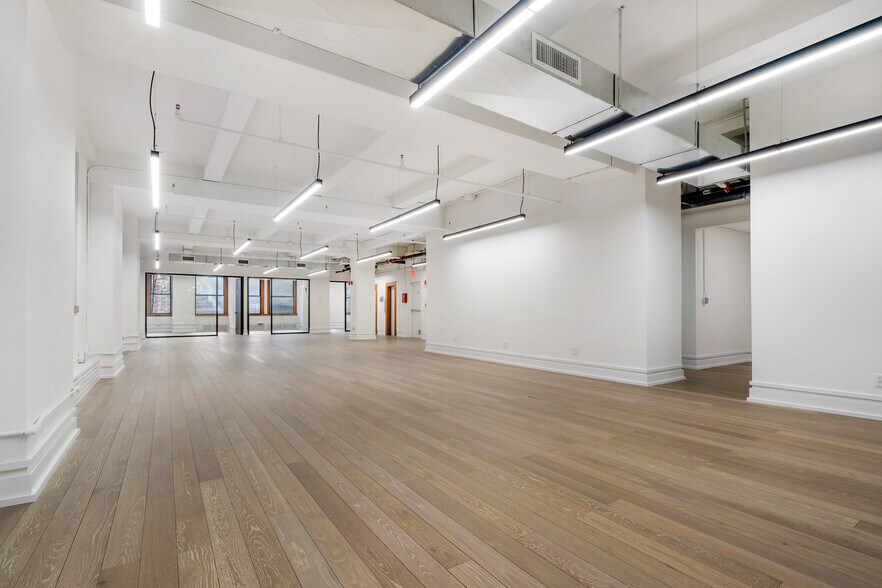 More Photos Of 56 W 45th St, New York Office For Lease