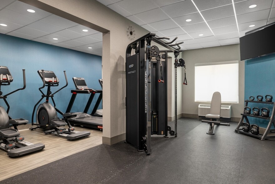 More Photos Of 6431 Central City Blvd, Galveston Hotel For Sale