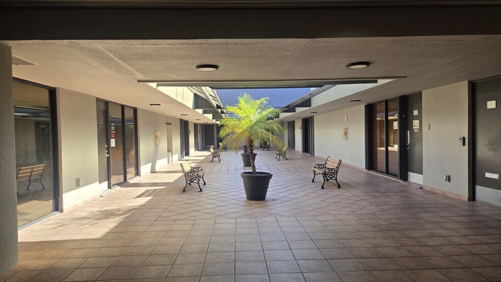 More Photos Of 8370 W Flagler St, Miami Medical For Sale